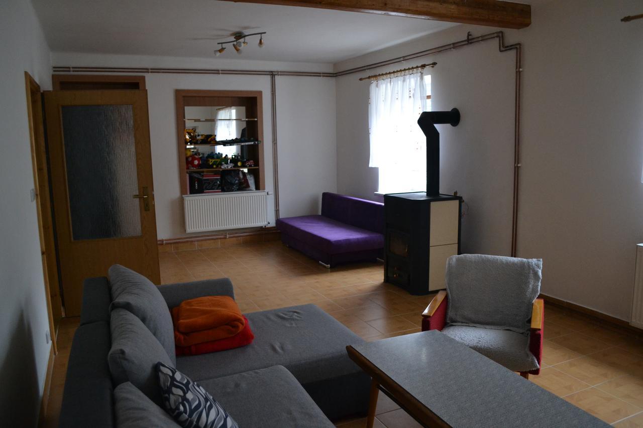 Lodge U Marenky A Jenicka ลุดวิโกฟ ภายนอก รูปภาพ